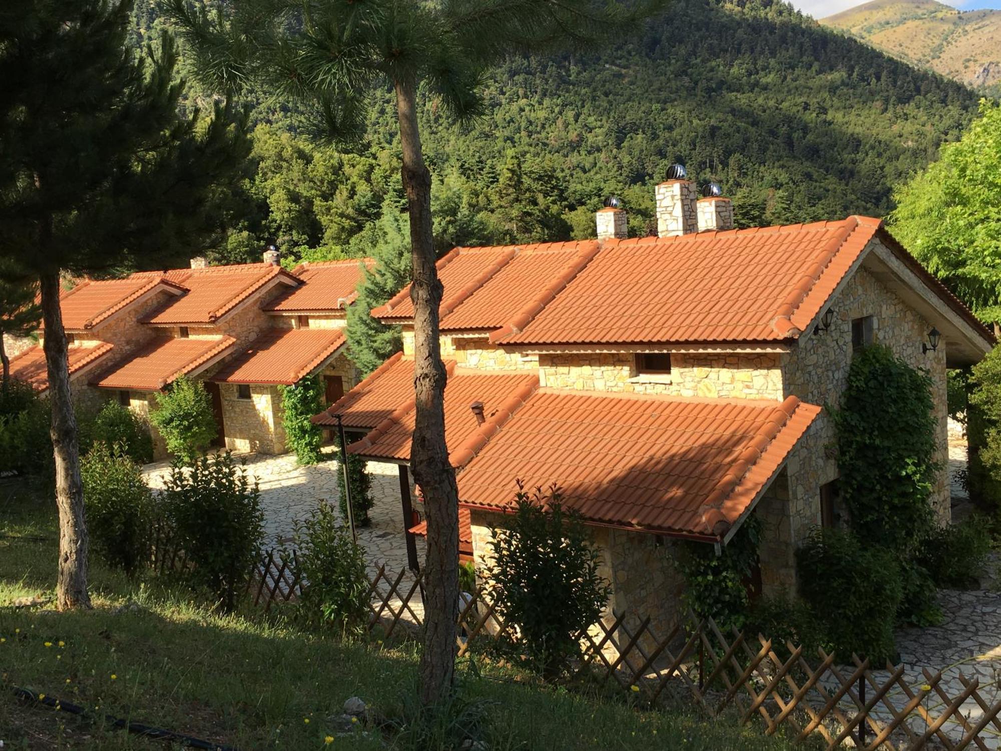 Georgio'S V Chalet Kalavrita Exterior photo